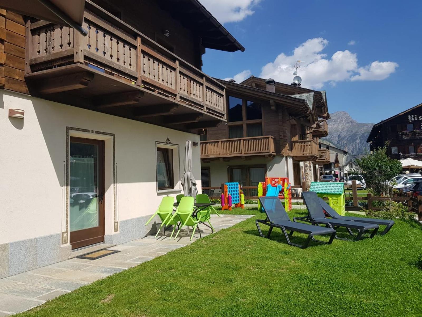 Ferienwohnung Al Camanel Livigno Exterior foto