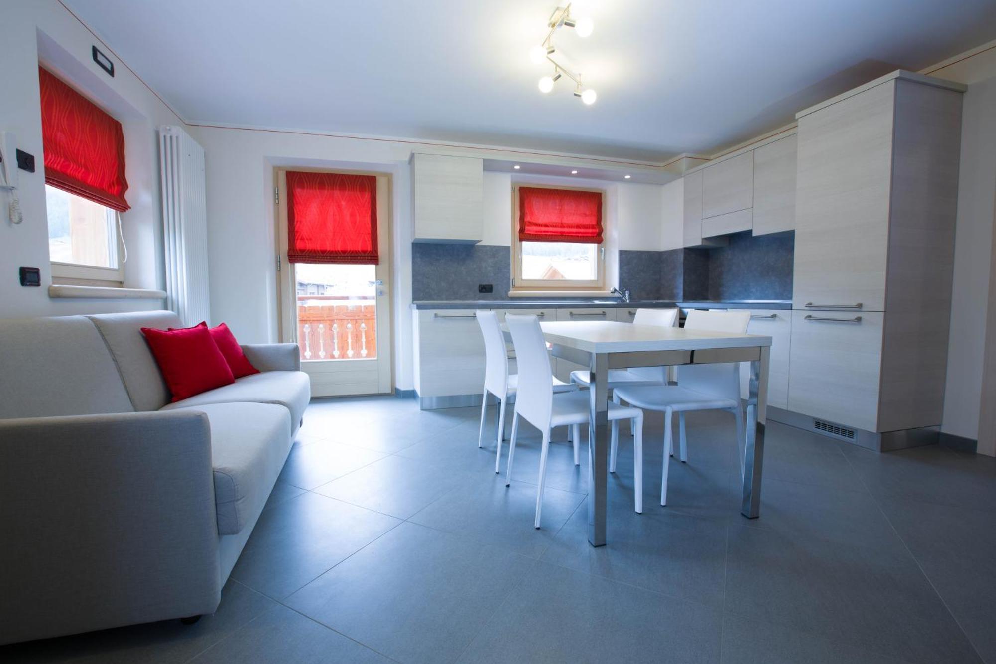 Ferienwohnung Al Camanel Livigno Exterior foto